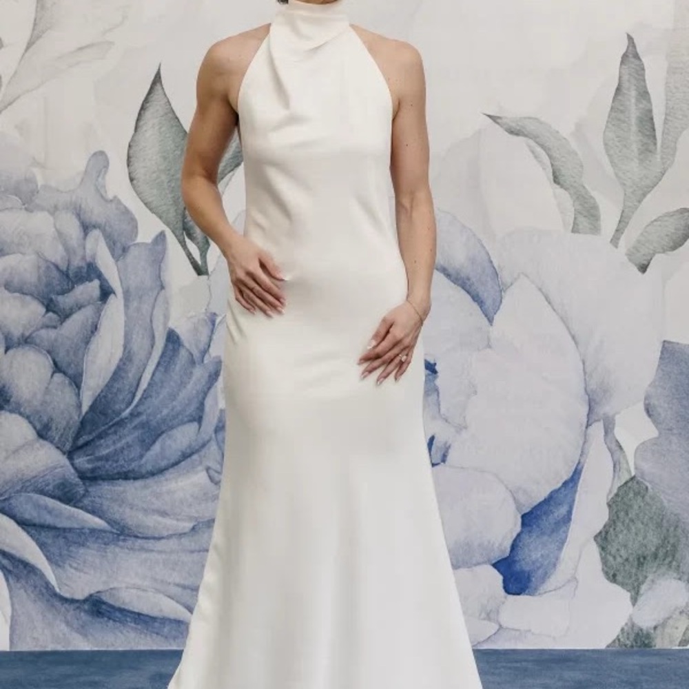 Elegant White Halter Dress